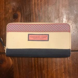 Never used vineyard vines wallet